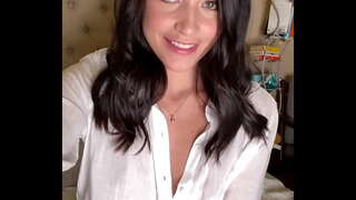 ���ังช่วยตัวเองในขณะที่เพื่อนรักของเธอคนเดียวกัน