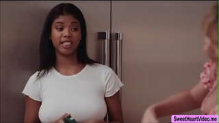 ���ูกเลี้ยง Nia Nacci ดูดาน่า DeArmond licks ของเธอเปียกจิ๋ม